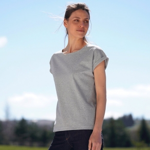 ??? Le t-shirt fabriqué en...